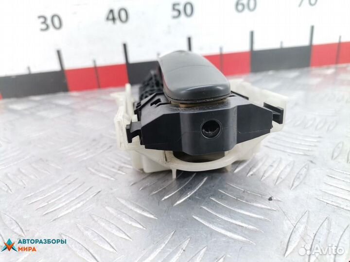 Ручка наружная передняя левая Skoda Rapid 2015