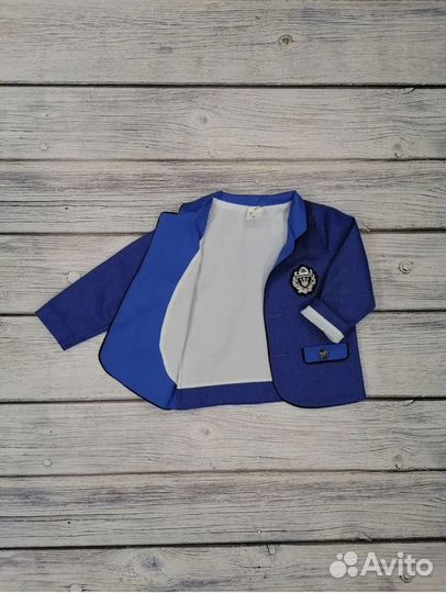 Празднечный костюм на мальчика