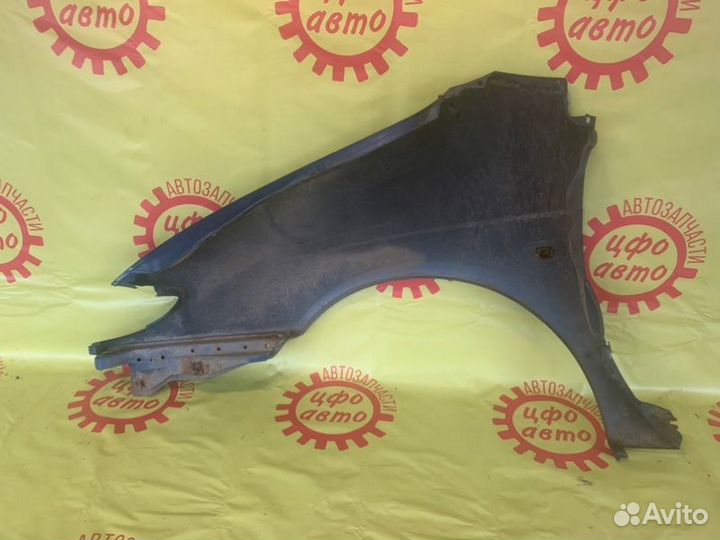 Крыло переднее правое Renault Scenic 1