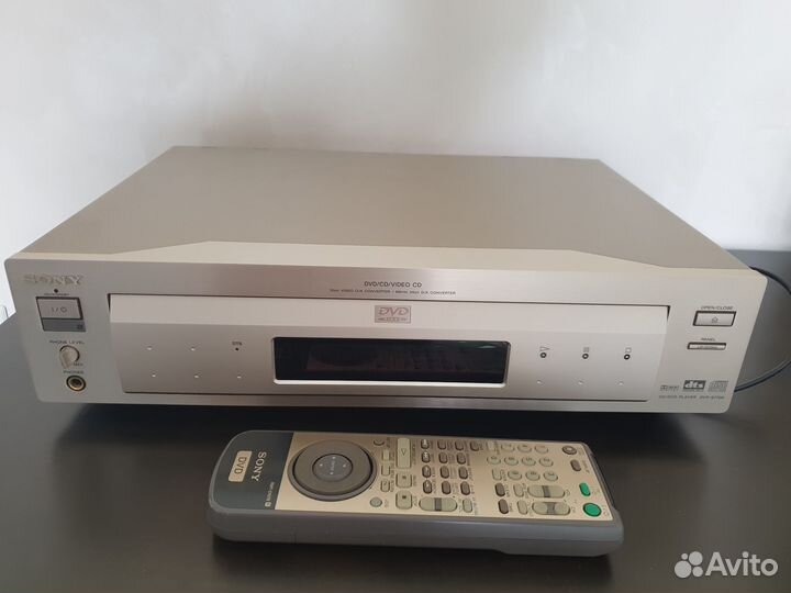 Плеер CD-DVD Sony DVP S7700