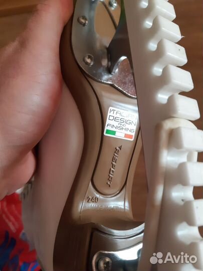 Фигурные коньки Risport