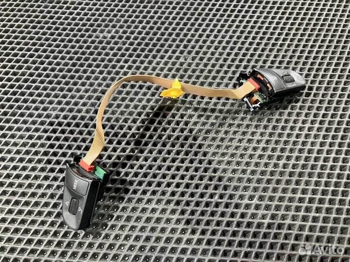 Кнопки управления на руле Audi A8 D3/4E 2003