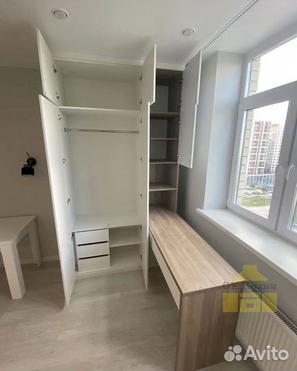 Шкаф распашной