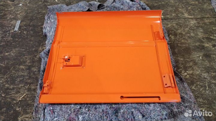 Дверь бокового отсека экскаватора Doosan DX225LC