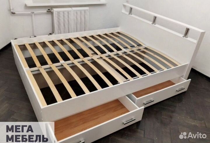 Кровать двуспальная