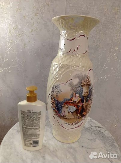 Ваза большая, Мадонна/ пастушка, влюбленная пара