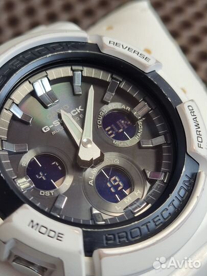 Часы Casio G-Shock GAW-100B