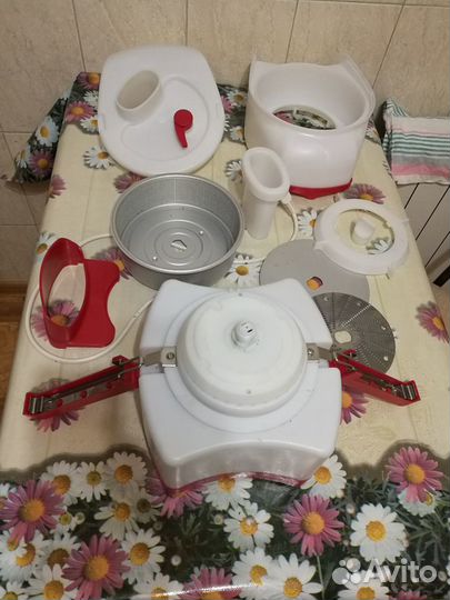 Электросоковыжималка-шинковка Беломо свшпп-302