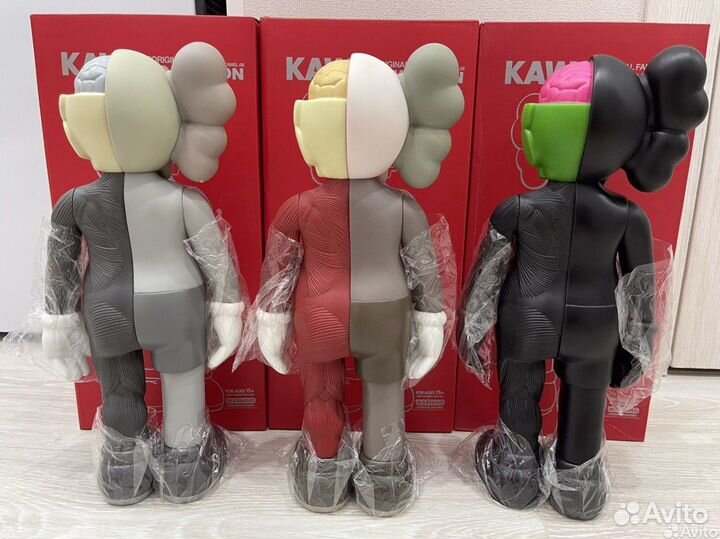 Kaws фигурка