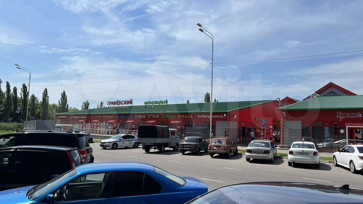 Здание, 1200 м²