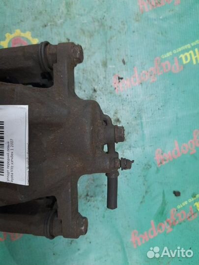 Суппорт передний левый Toyota Vitz хэтчбек 1 2007