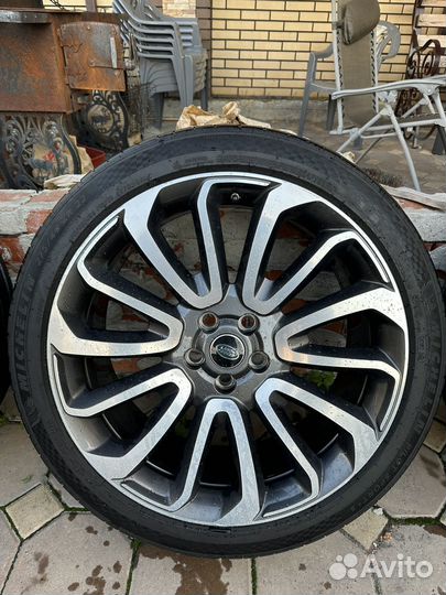 Michelin 4x4 A/T XTT 275/40 R22