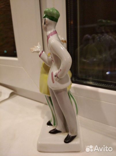 Статуэтки.Киев.Фарфор.Антиквариат