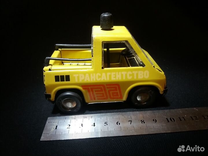 Игрушки СССР машинка «Триг»