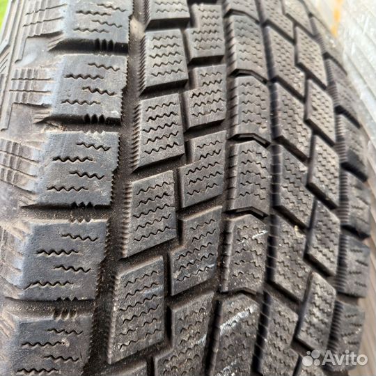 Hankook Nordik IS RW08 235/65 R17 82