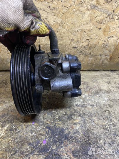 Насос гур hyundai sonata G6BA