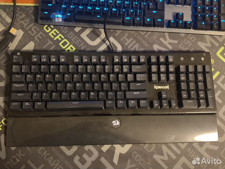 Игровая клавиатура Redragon Aryaman