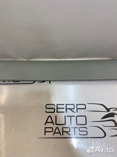 Обшивка двери багажника Suzuki Grand Vitara JT