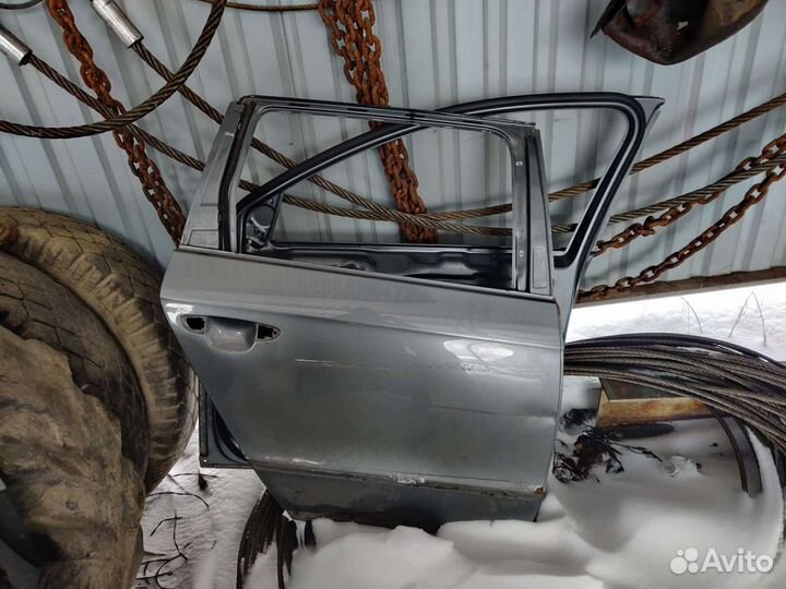 Двери Passat b6