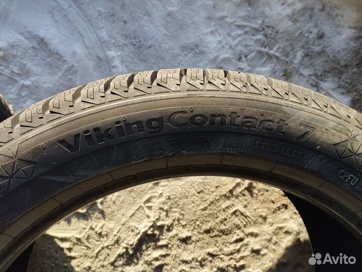 Continental ContiVikingContact 7 235/45 R18