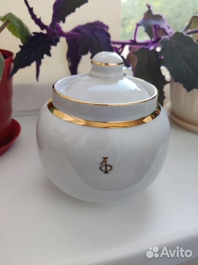 Винтажная сахарница Дулевский фарфор 1987