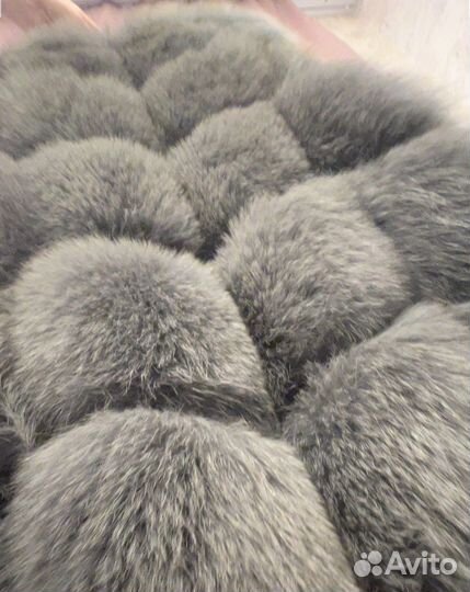 Меховая жилетка