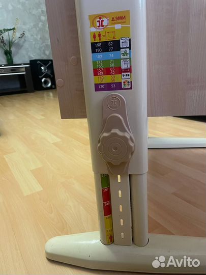 Детский столик