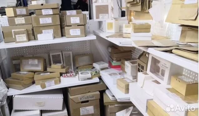 Коробки картонные с окном и без окна