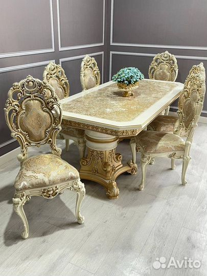 Столы и стулья