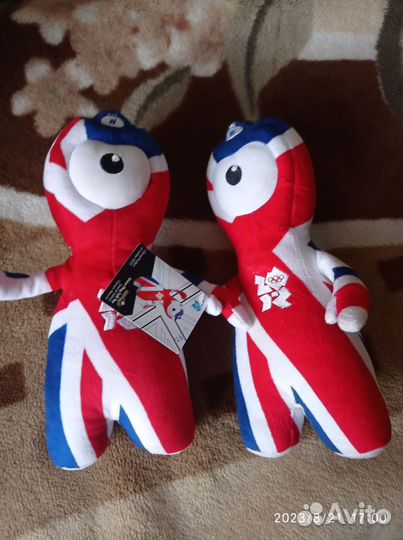 Мягкая игрушка талисман символ Олимпиады 2012