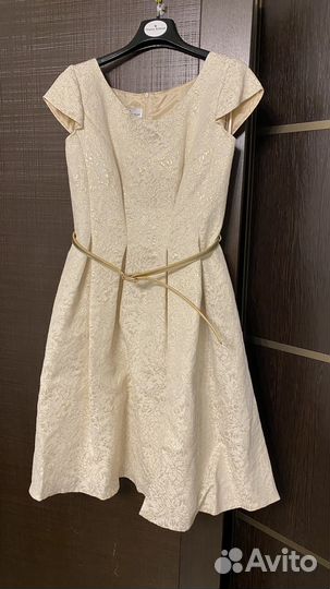 Платье коктейльное золотое