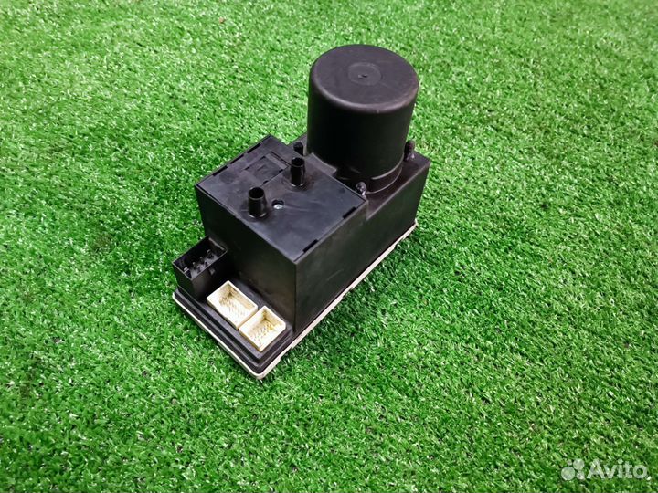 Компрессор центрального замка Ауди А4 Б5