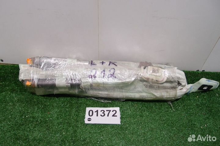 Шторка безопасности левая Mercedes-Benz правая