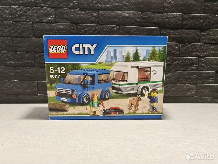 Конструктор Лего Сити 60117 Фургон для путешествий
