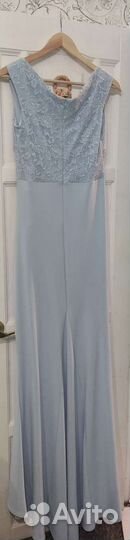 Платье со шлейфом