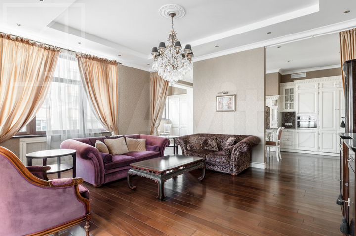 5-к. квартира, 220 м², 6/8 эт.