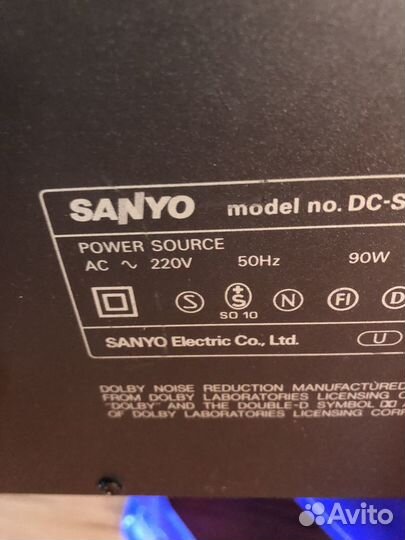 Музыкальный центр Sanyo Dymamic Bass Sound sus SF3
