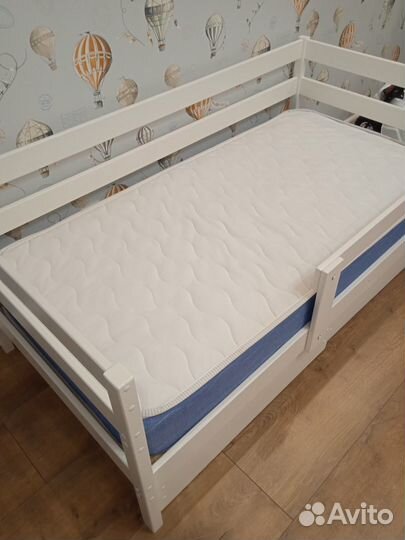 Кровать детская 80 на 160 с ящиками для белья