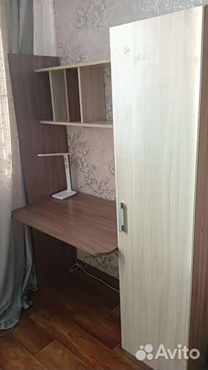 Стол для школьника бу