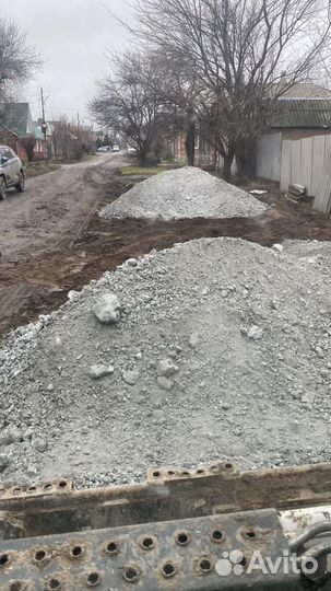 Услуги самосвала, доставка сыпучих материалов