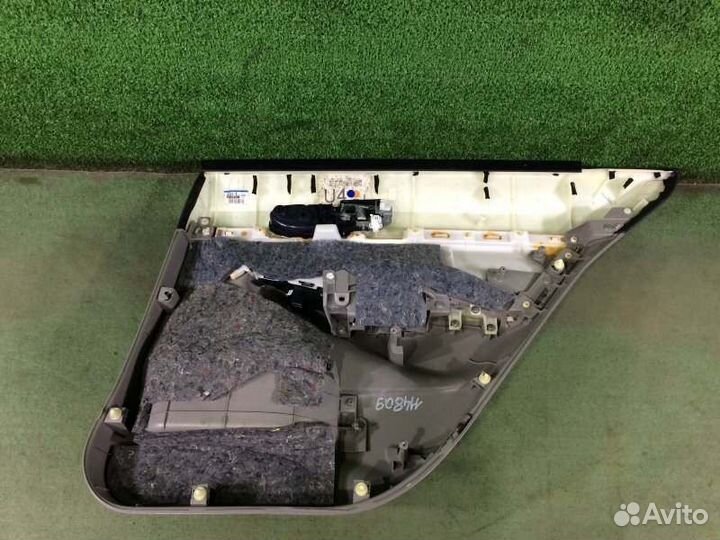 Обшивка двери задняя левая Honda Civic FD1 R18A