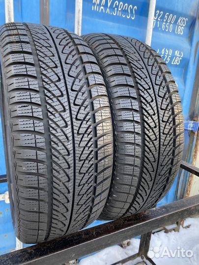 Goodyear UltraGrip 8 Performance 205/50 R17 93H