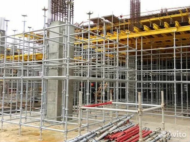 Кап-лок, стойка