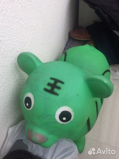 Бассейн с шариками