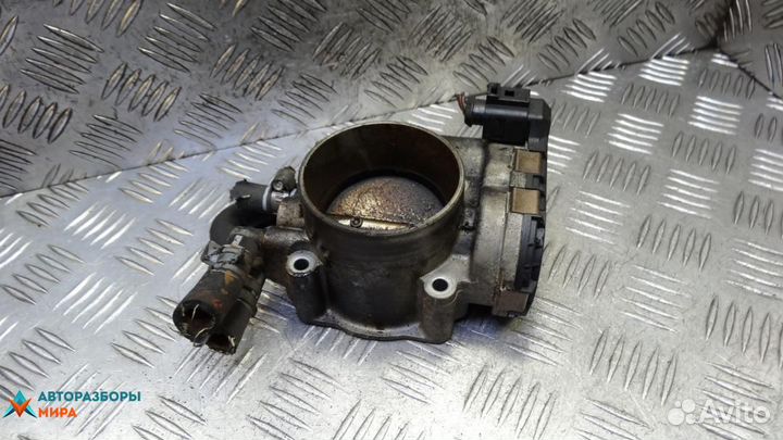 Заслонка дроссельная Audi A8 D2/4D рест. 2001