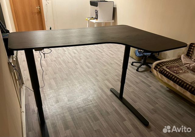 Стол трансформер IKEA bekant с лифтом купить в Новороссийске | Товары ...