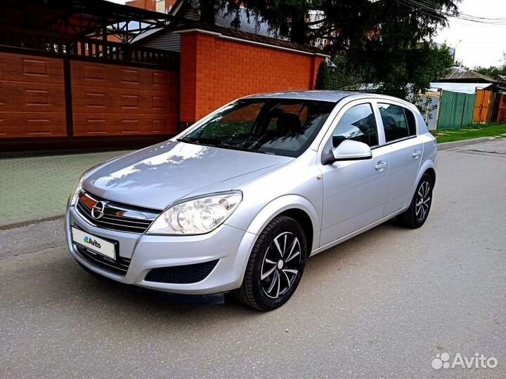 Opel Astra 1.6 МТ, 2013, 92 750 км