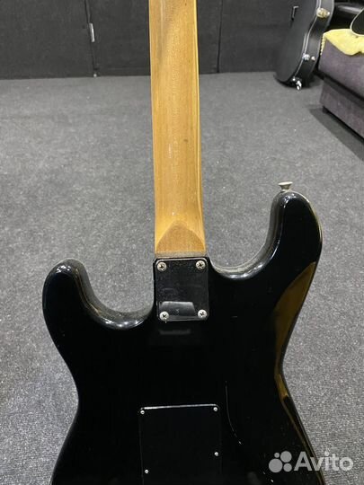 Электрогитара Holly