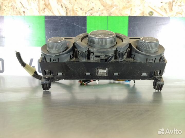 Блок управления отопителя климатической установки