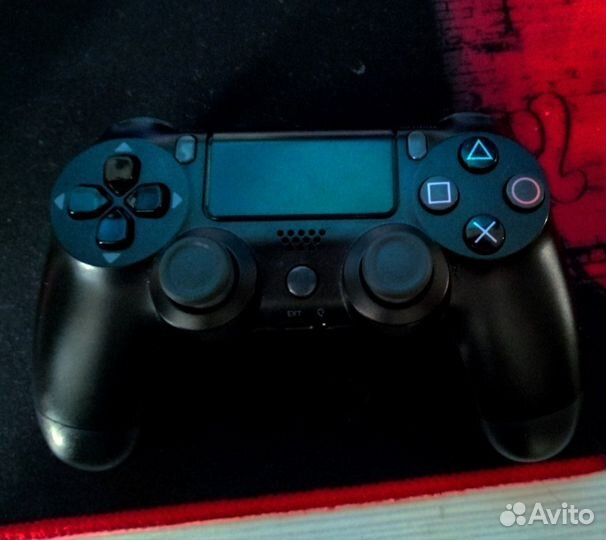 Геймпад Dualshock 4